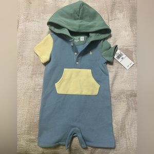 Ralph Lauren boys romper. Size 12M. NWT